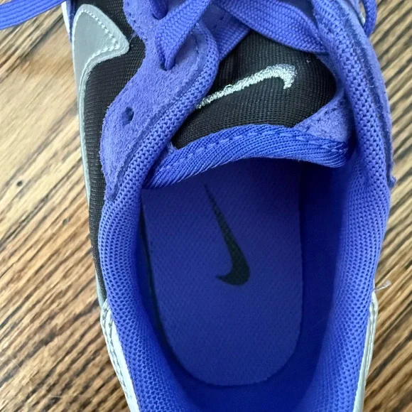 Nike Phoenix waffle purple  Women's Sneakers - Picture 3 of 4